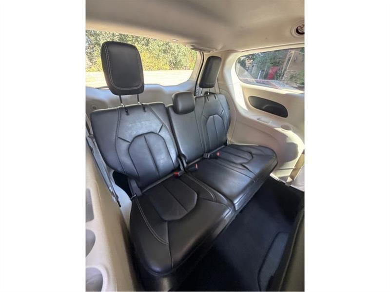 Chrysler Pacifica  2024