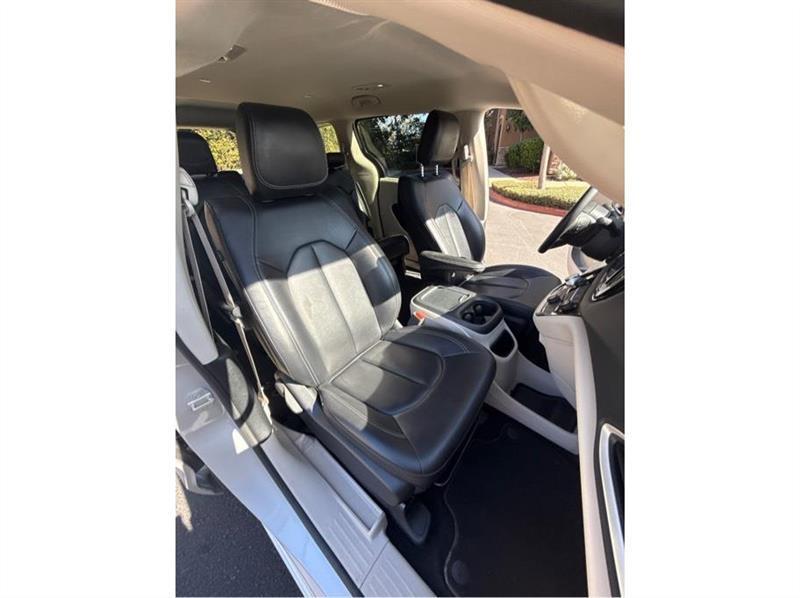 Chrysler Pacifica  2024