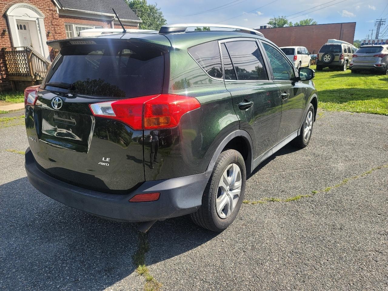 Toyota RAV4 LE AWD 2013