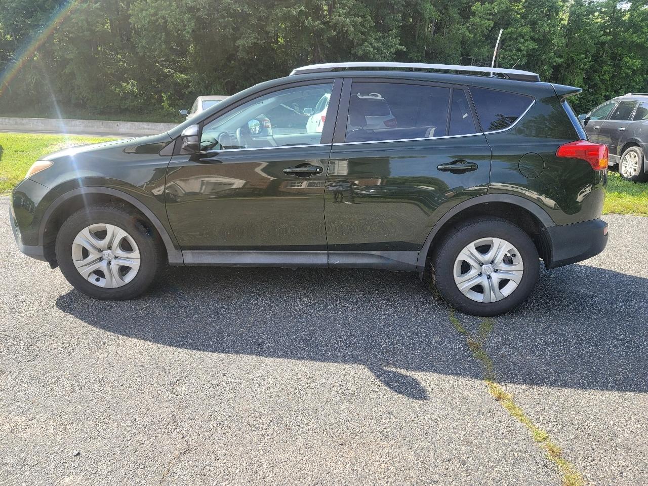 Toyota RAV4 LE AWD 2013