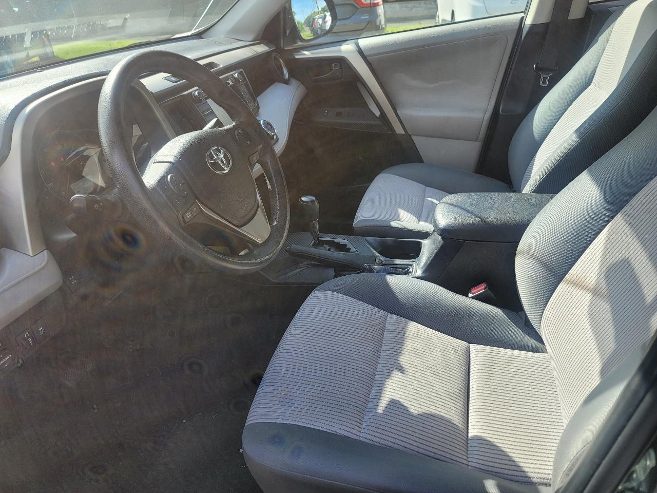 Toyota RAV4 LE AWD 2013