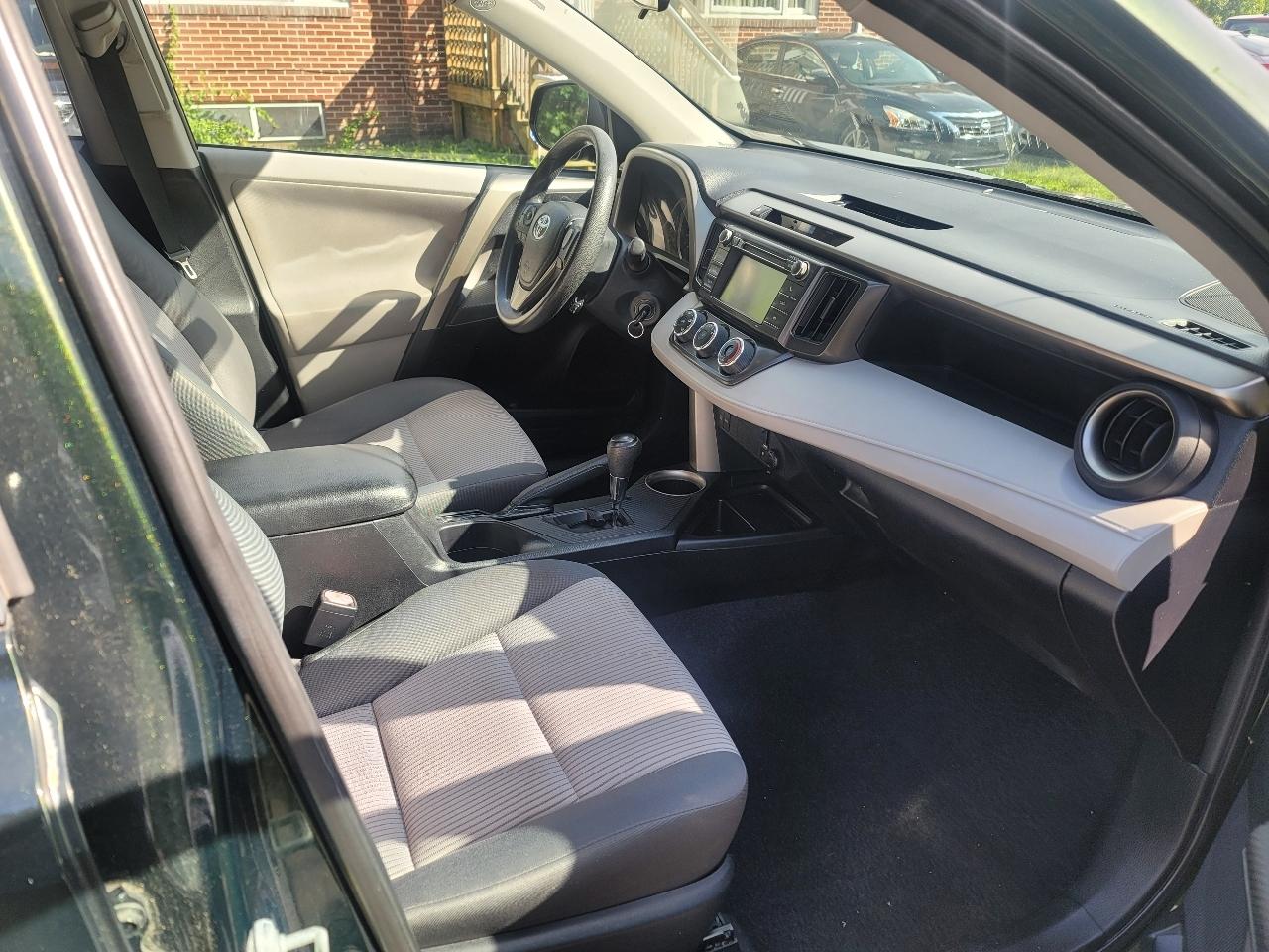 Toyota RAV4 LE AWD 2013
