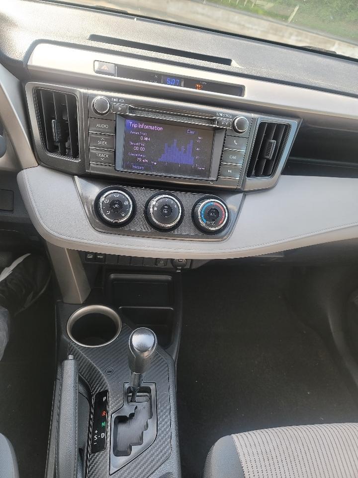 Toyota RAV4 LE AWD 2013