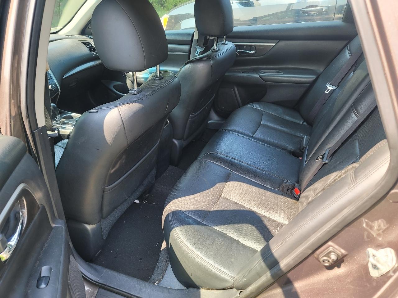 Nissan Altima 2.5 SV 2015