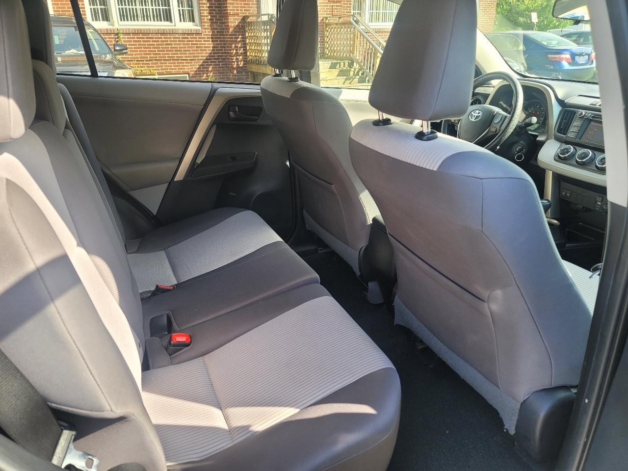 Toyota RAV4 LE AWD 2013
