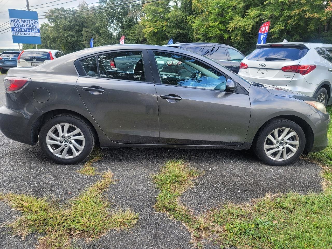 Mazda MAZDA3 i Touring AT 4-Door 2013