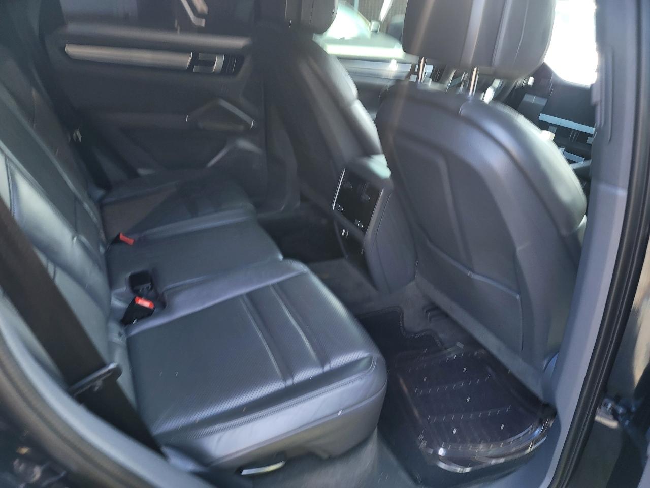 Porsche Cayenne Base 2019