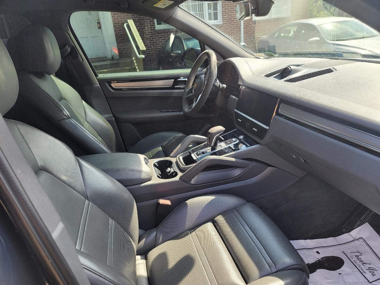 Porsche Cayenne Base 2019