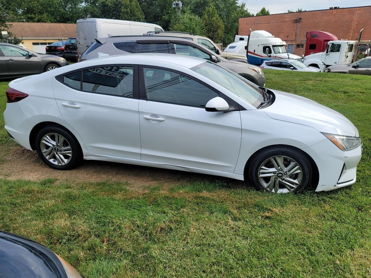 Hyundai Elantra Limited 2020