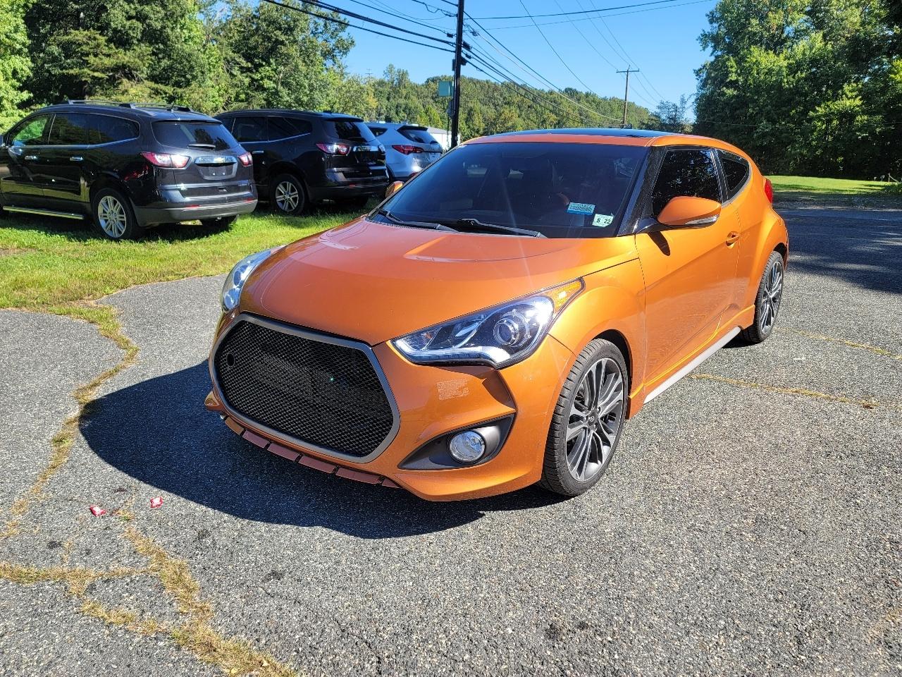 Hyundai Veloster Turbo R-Spec w/Red Interior 6M 2017