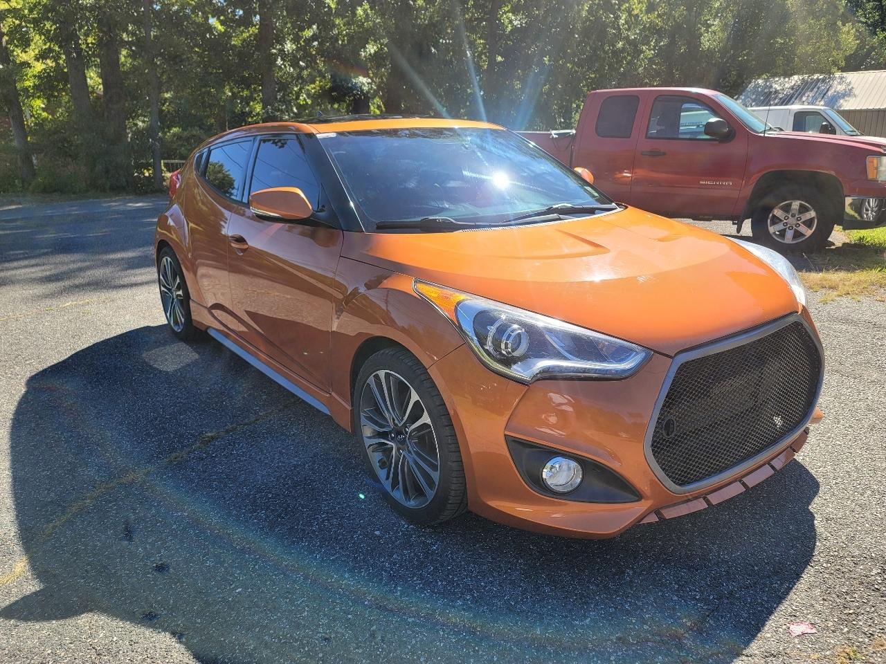 Hyundai Veloster Turbo R-Spec w/Red Interior 6M 2017
