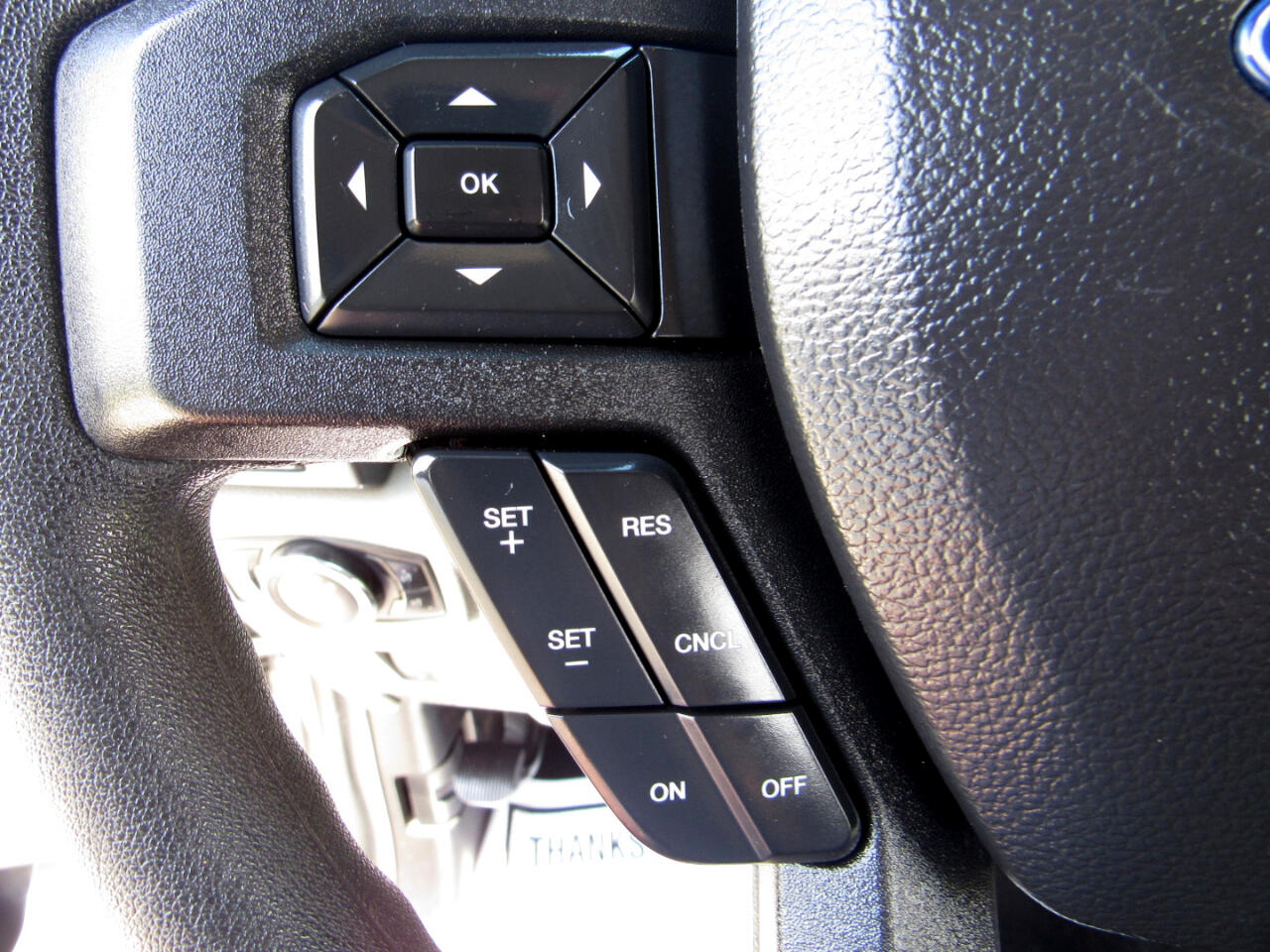 Ford Super Duty F-350 SRW XLT 4WD Crew Cab 8' Box 2019 Ford Super Duty F-350 SRW XLT 4WD Crew Cab 8' Box 2019