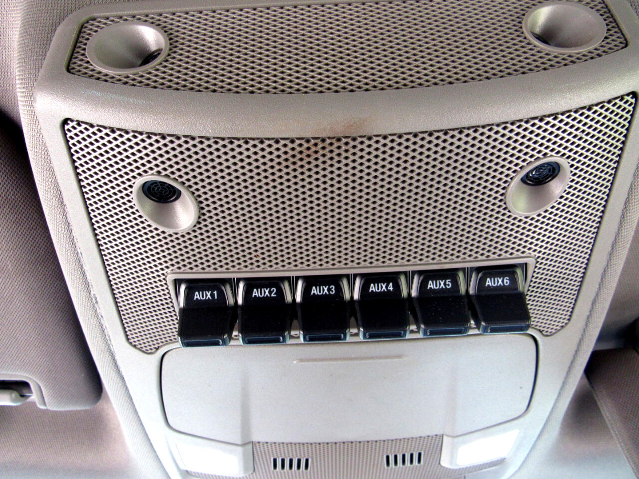 Ford Super Duty F-350 SRW XLT 4WD Crew Cab 8' Box 2019 Ford Super Duty F-350 SRW XLT 4WD Crew Cab 8' Box 2019