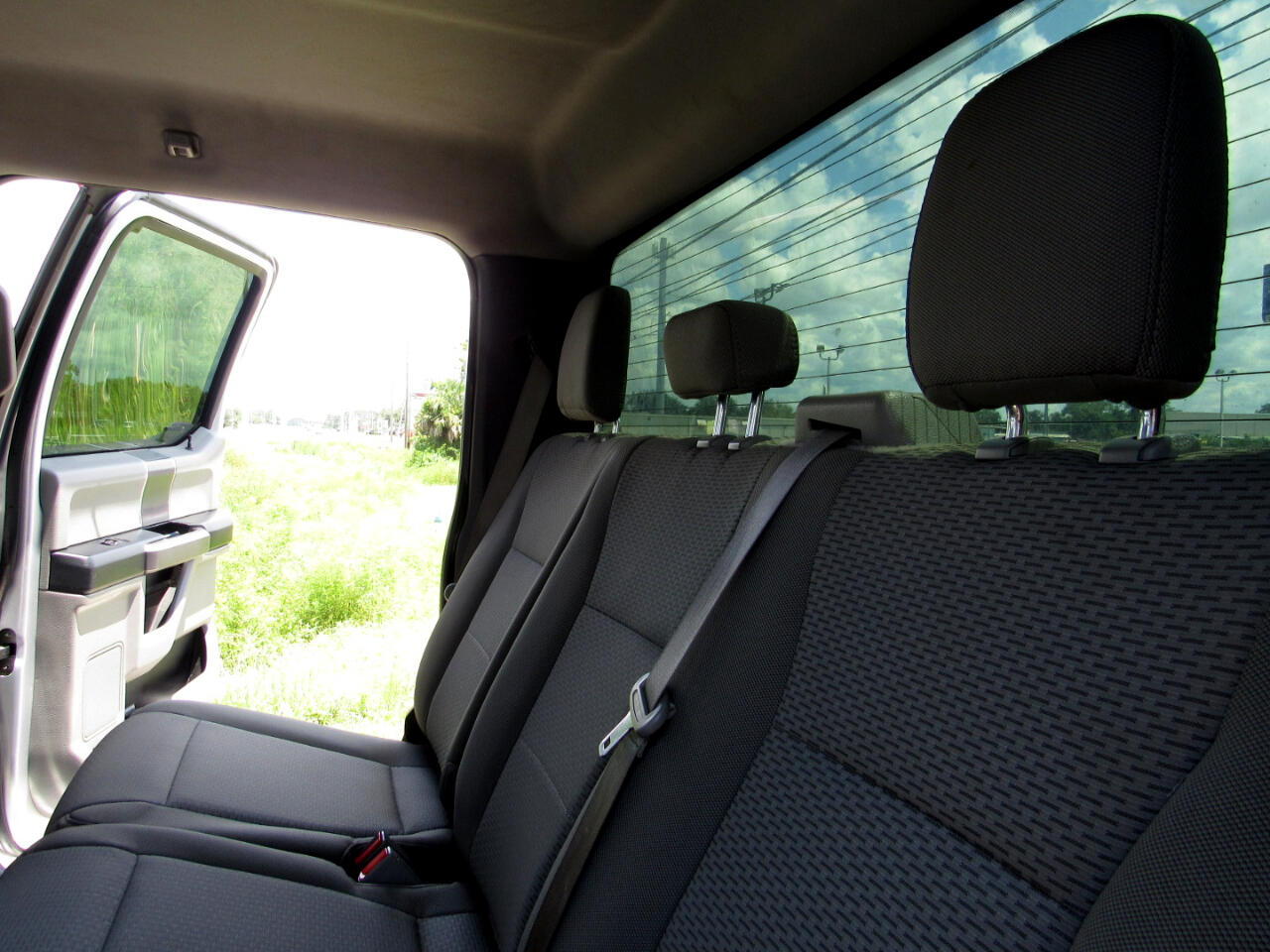 Ford Super Duty F-350 SRW XLT 4WD Crew Cab 8' Box 2019 Ford Super Duty F-350 SRW XLT 4WD Crew Cab 8' Box 2019