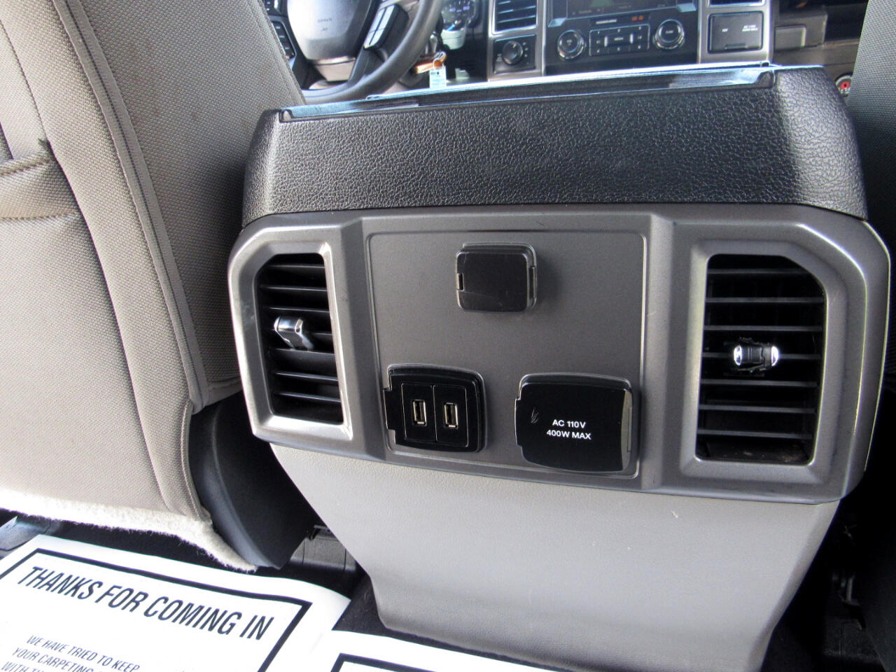 Ford Super Duty F-350 SRW XLT 4WD Crew Cab 8' Box 2019 Ford Super Duty F-350 SRW XLT 4WD Crew Cab 8' Box 2019