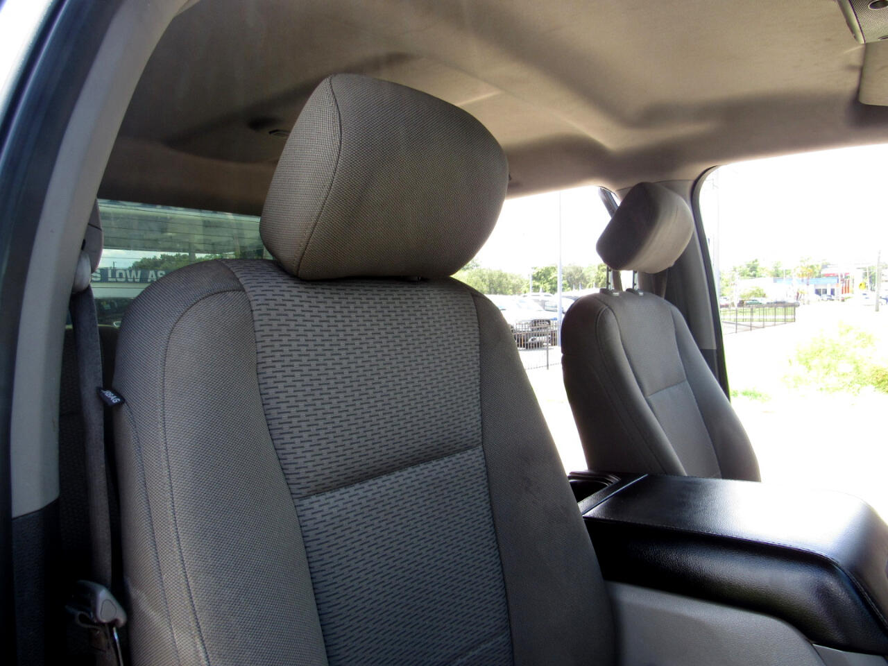 Ford Super Duty F-350 SRW XLT 4WD Crew Cab 8' Box 2019 Ford Super Duty F-350 SRW XLT 4WD Crew Cab 8' Box 2019