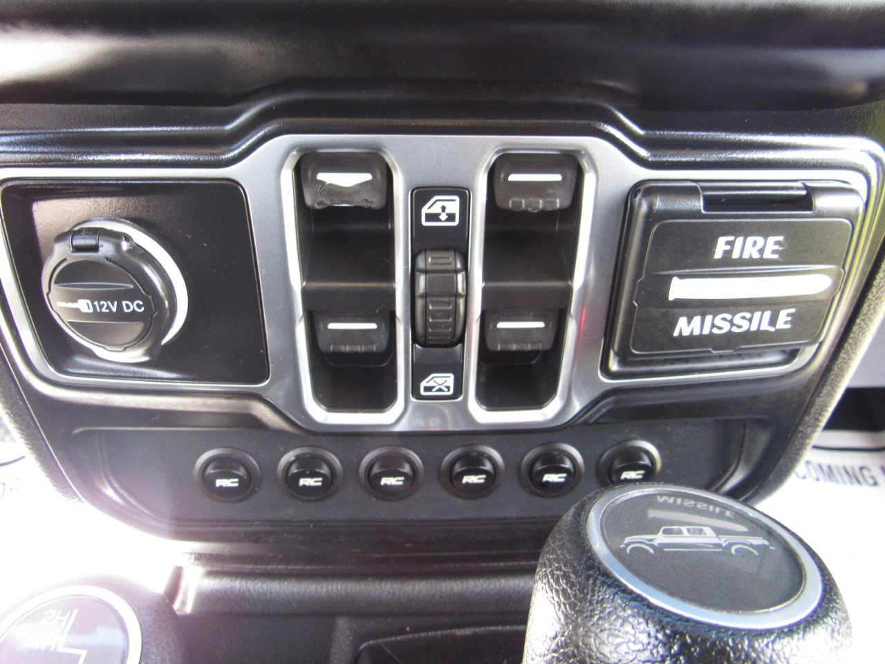 Jeep Gladiator Sport S 4x4 2021 Jeep Gladiator Sport S 4x4 2021