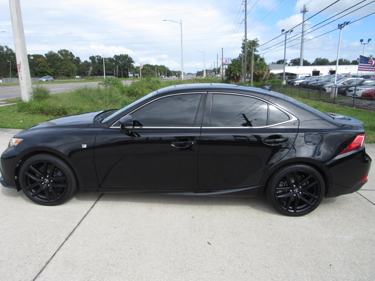 2014 Lexus IS 350 photo 4