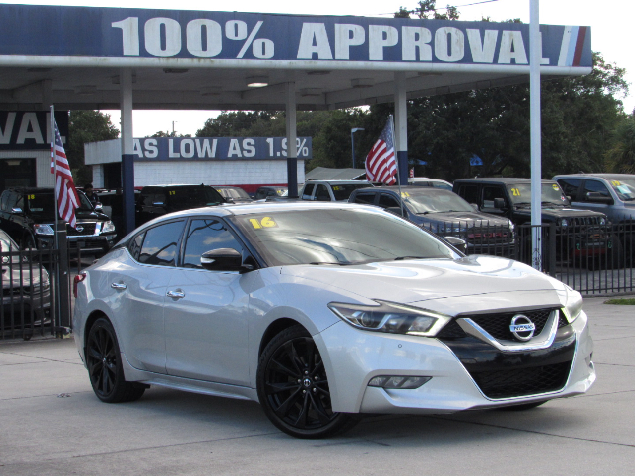 Nissan Maxima 4dr Sdn 3.5 SR 2016 Nissan Maxima 4dr Sdn 3.5 SR 2016