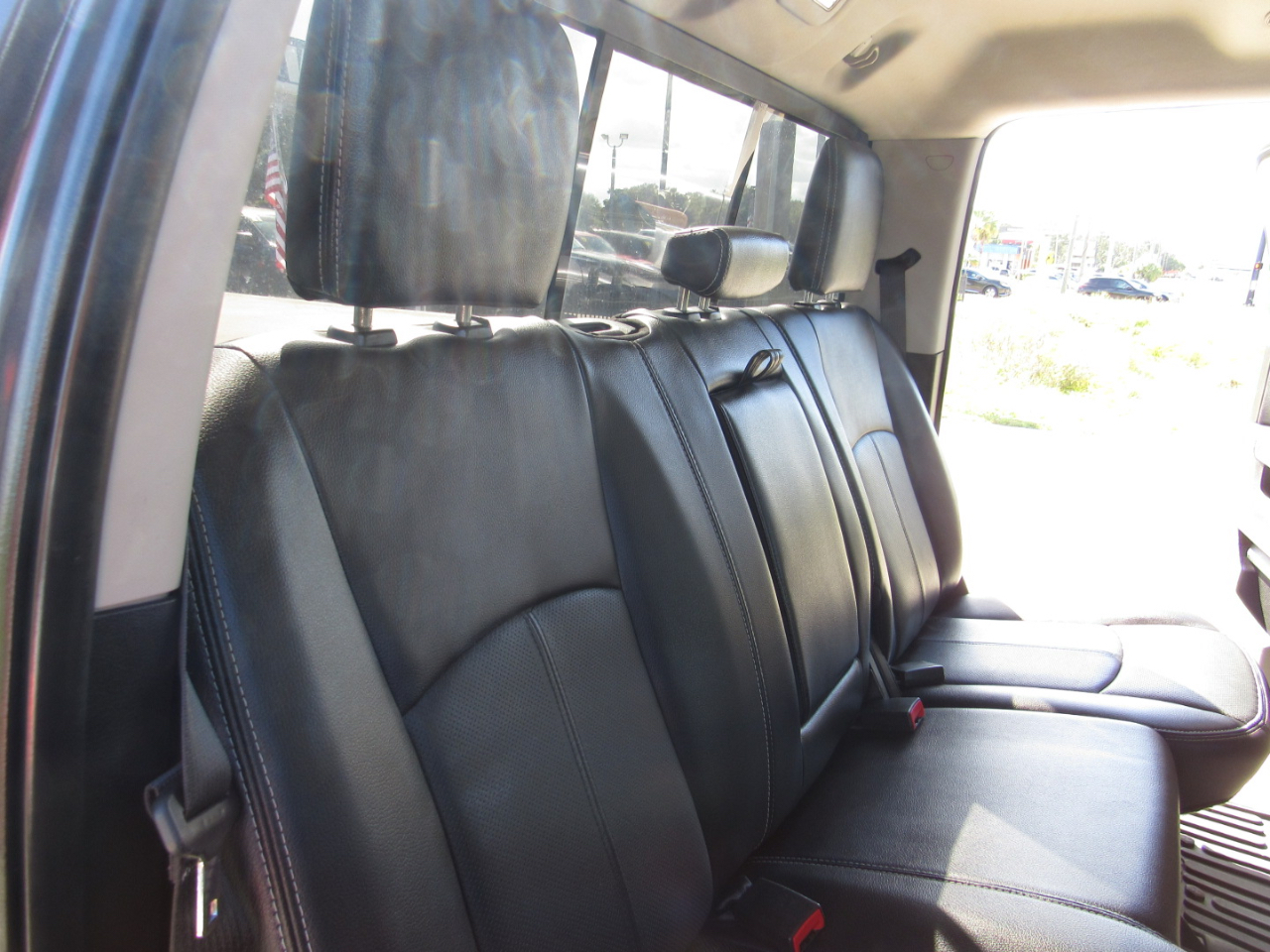 RAM 1500 Laramie 4x2 Crew Cab 5'7" Box 2018 RAM 1500 Laramie 4x2 Crew Cab 5'7" Box 2018