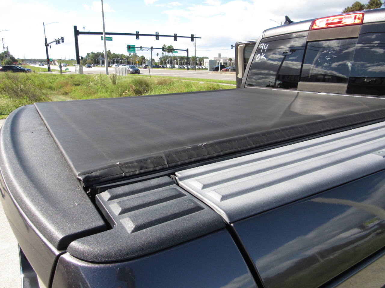 RAM 1500 Laramie 4x2 Crew Cab 5'7" Box 2018 RAM 1500 Laramie 4x2 Crew Cab 5'7" Box 2018