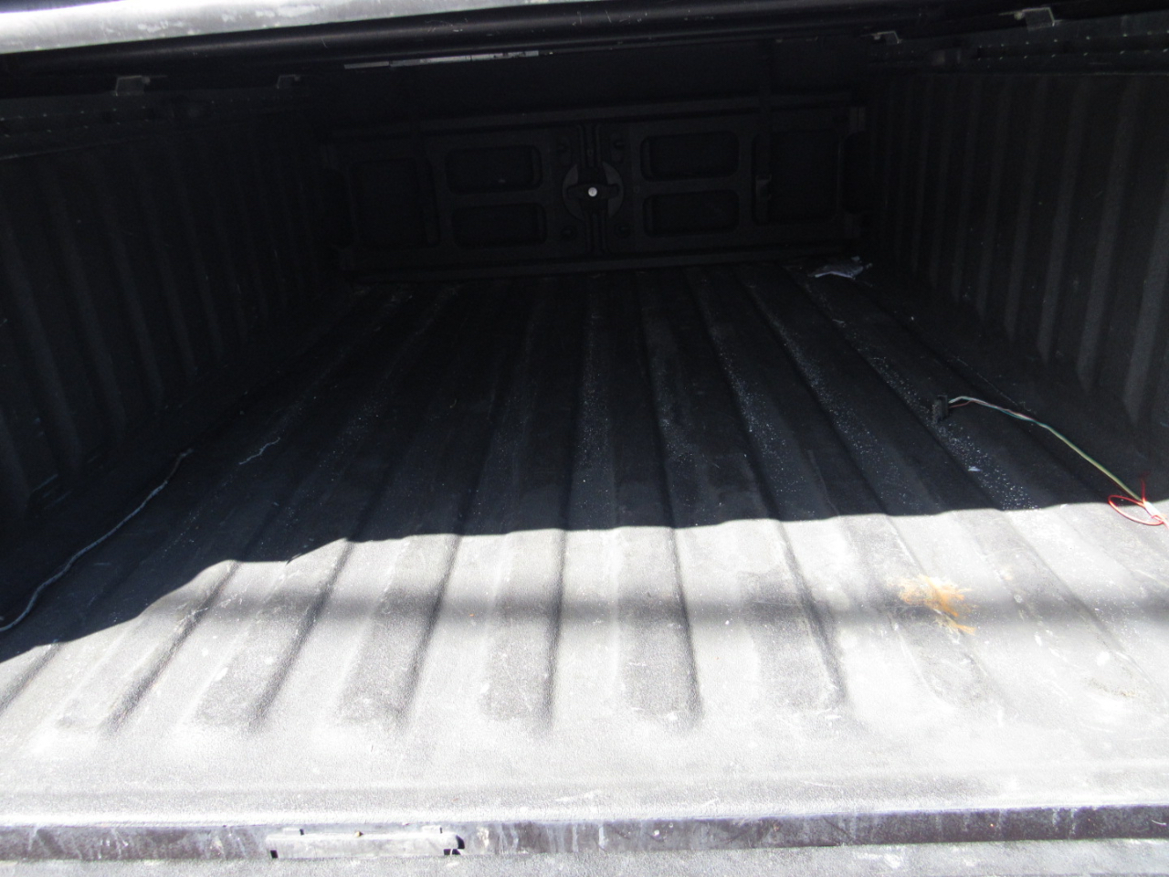 RAM 1500 Laramie 4x2 Crew Cab 5'7" Box 2018 RAM 1500 Laramie 4x2 Crew Cab 5'7" Box 2018