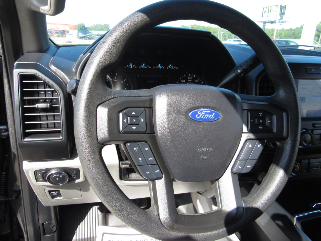 Ford F-150 Lariat 2WD SuperCrew 5.5' Box 2020 Ford F-150 Lariat 2WD SuperCrew 5.5' Box 2020