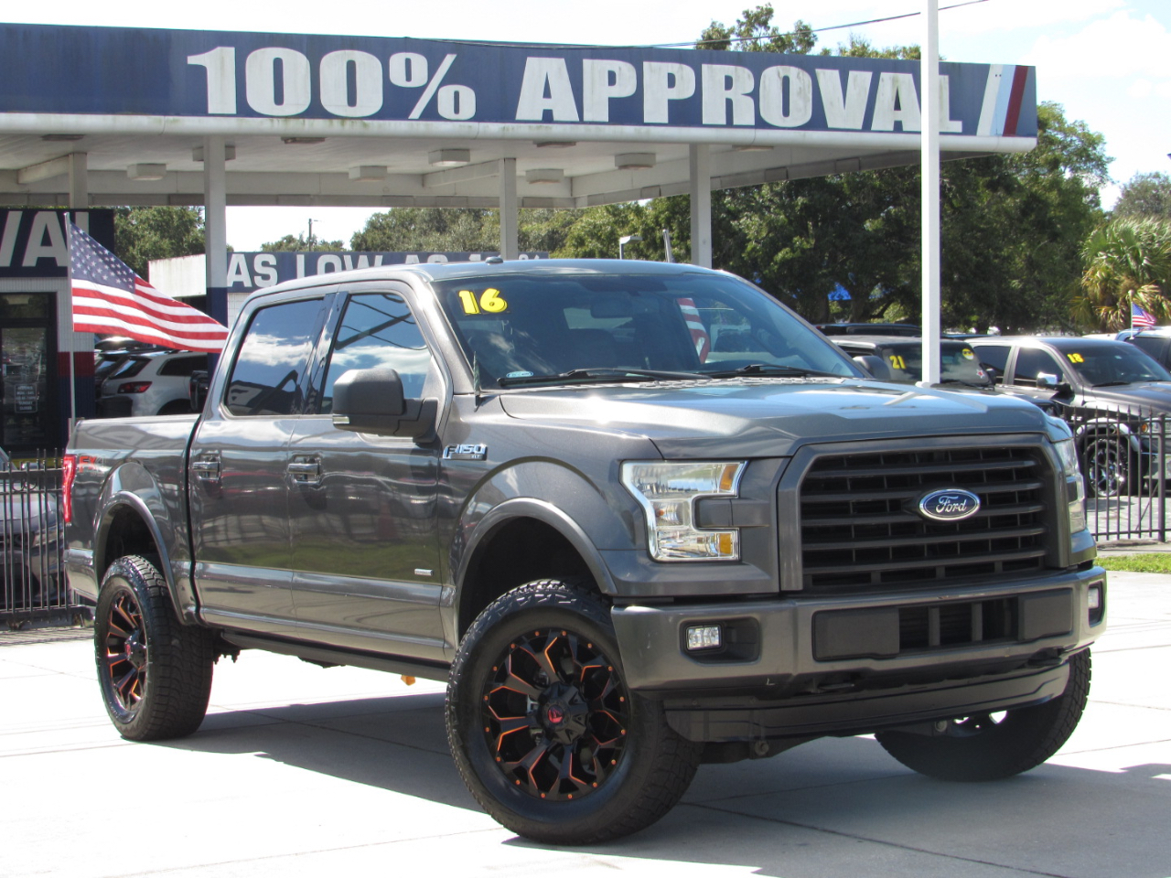 Ford F-150 4WD SuperCrew 145" XLT 2016 Ford F-150 4WD SuperCrew 145" XLT 2016