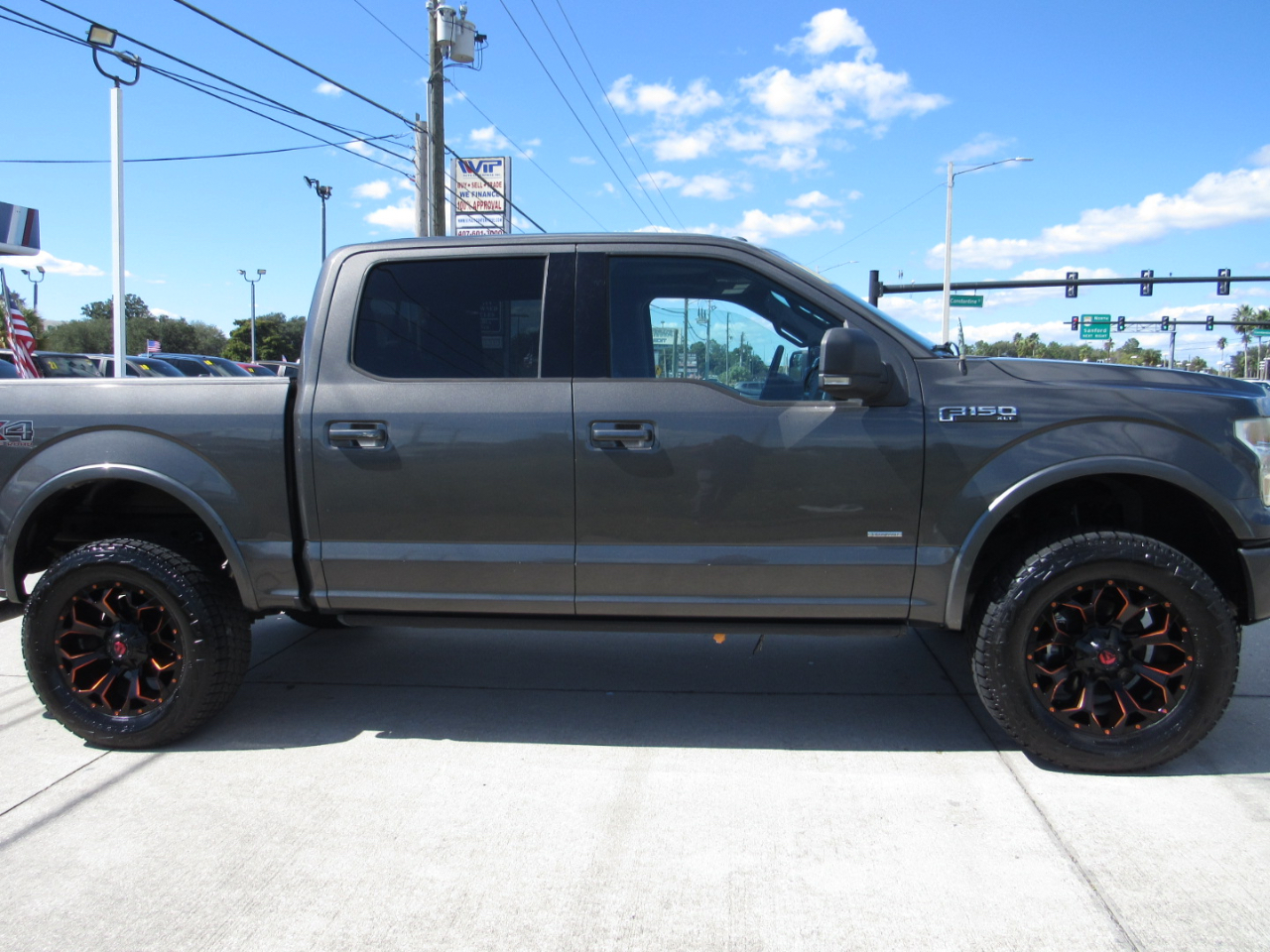 Ford F-150 4WD SuperCrew 145" XLT 2016 Ford F-150 4WD SuperCrew 145" XLT 2016