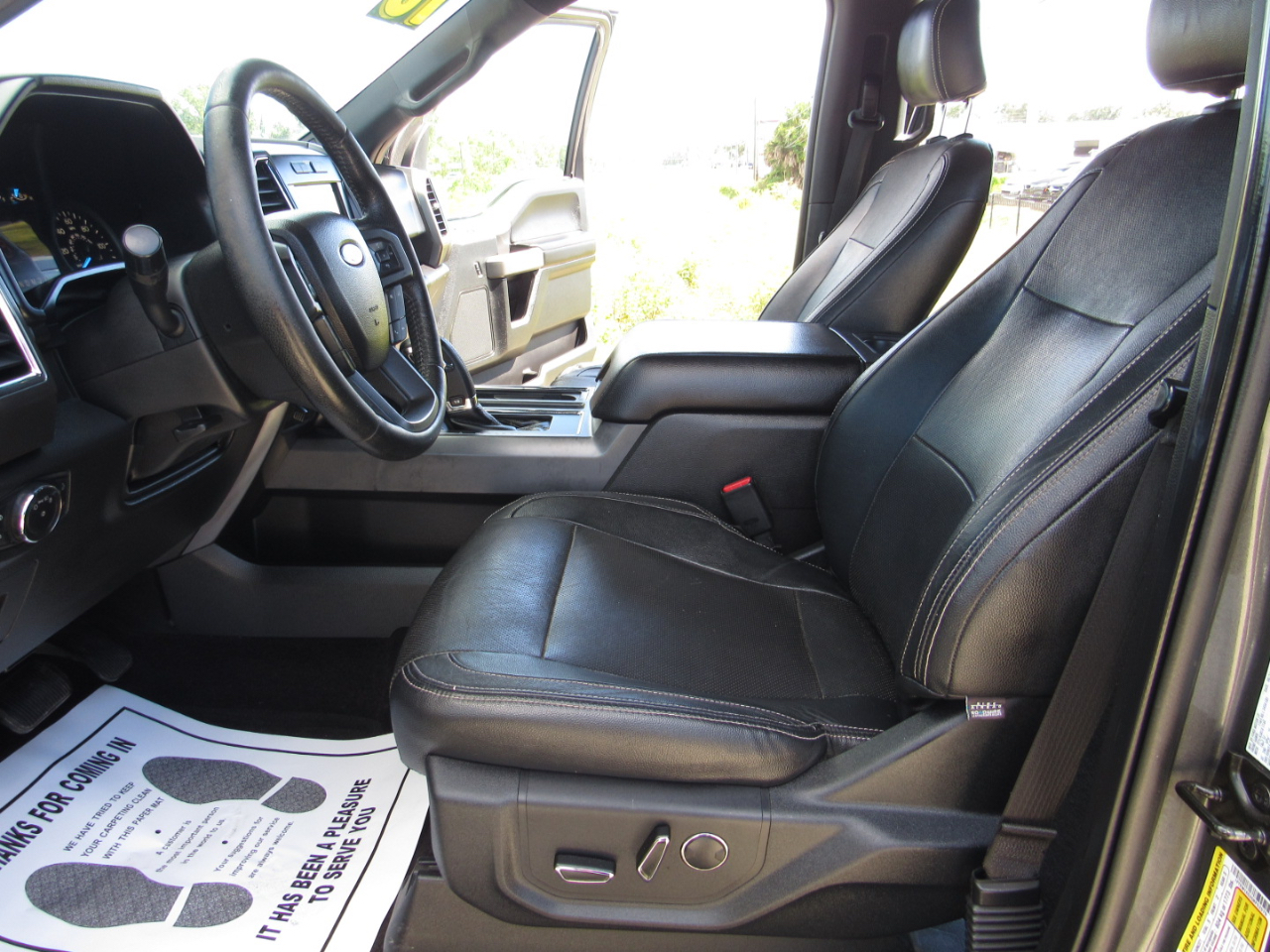 Ford F-150 4WD SuperCrew 145" XLT 2016 Ford F-150 4WD SuperCrew 145" XLT 2016