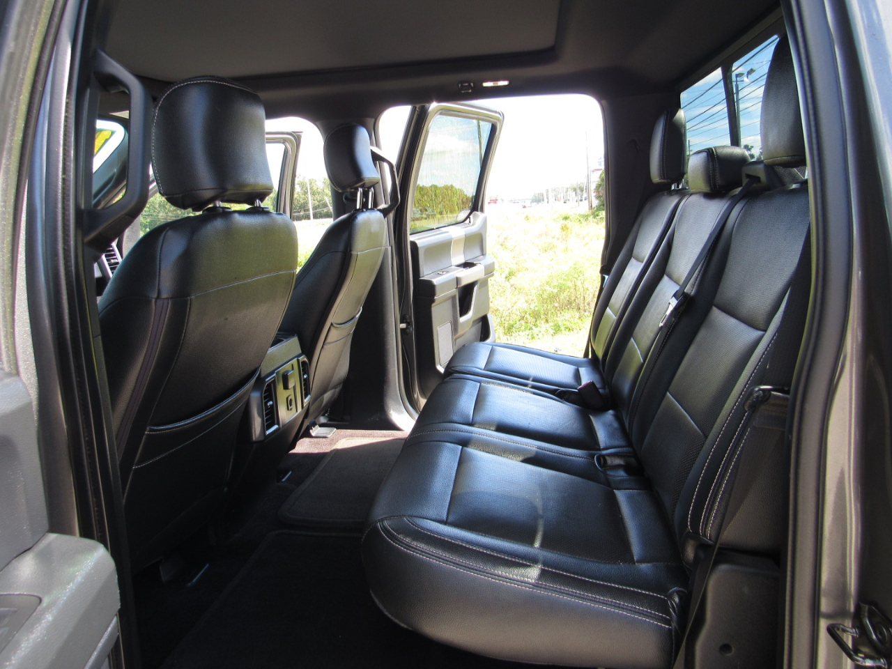 Ford F-150 4WD SuperCrew 145" XLT 2016 Ford F-150 4WD SuperCrew 145" XLT 2016