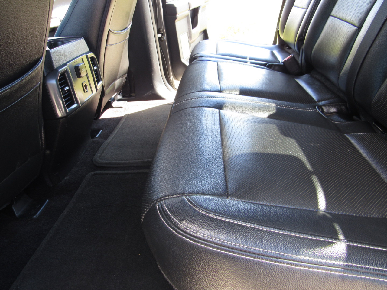 Ford F-150 4WD SuperCrew 145" XLT 2016 Ford F-150 4WD SuperCrew 145" XLT 2016
