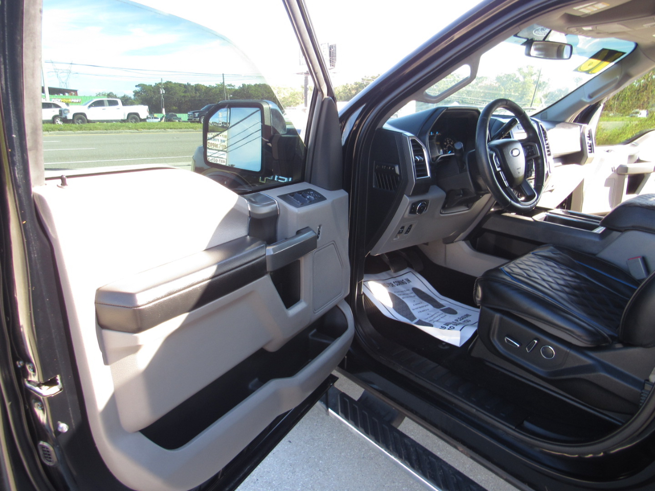 Ford F-150 2WD SuperCrew 145" XLT 2016 Ford F-150 2WD SuperCrew 145" XLT 2016