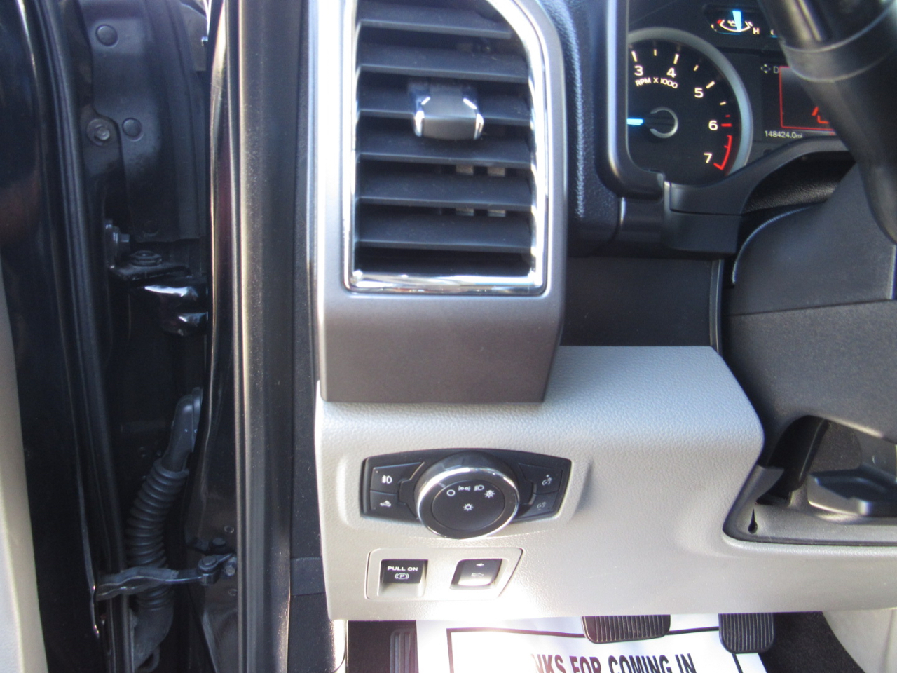 Ford F-150 2WD SuperCrew 145" XLT 2016 Ford F-150 2WD SuperCrew 145" XLT 2016