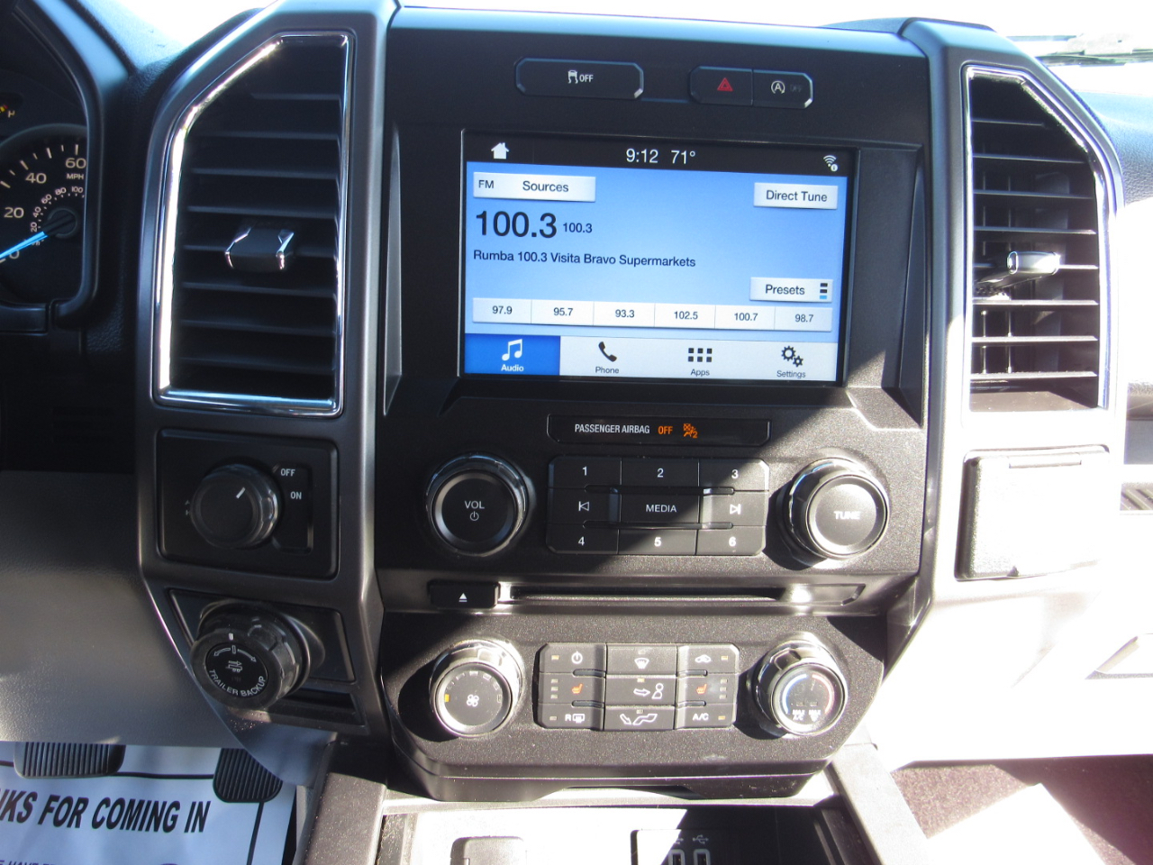 Ford F-150 2WD SuperCrew 145" XLT 2016 Ford F-150 2WD SuperCrew 145" XLT 2016