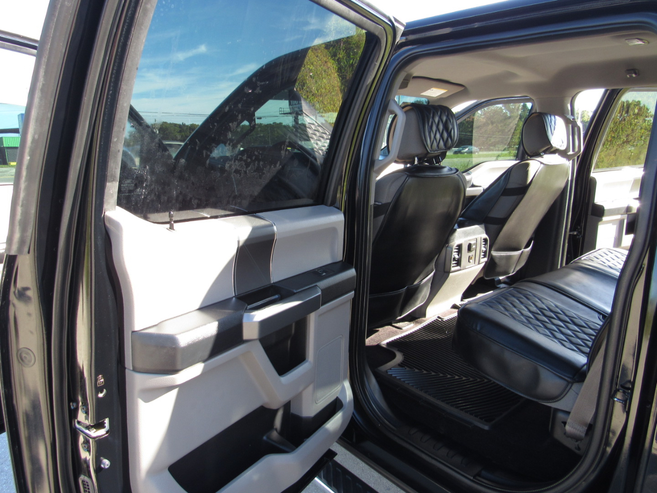 Ford F-150 2WD SuperCrew 145" XLT 2016 Ford F-150 2WD SuperCrew 145" XLT 2016