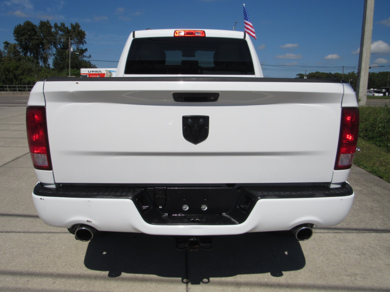 RAM 1500 Express 4x2 Quad Cab 6'4" Box 2018 RAM 1500 Express 4x2 Quad Cab 6'4" Box 2018