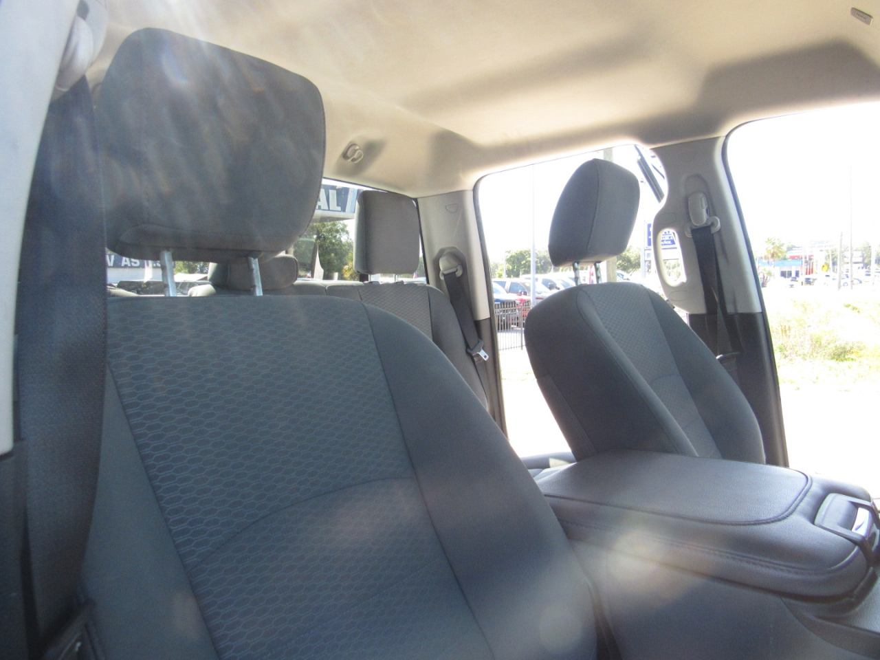 RAM 1500 Express 4x2 Quad Cab 6'4" Box 2018 RAM 1500 Express 4x2 Quad Cab 6'4" Box 2018