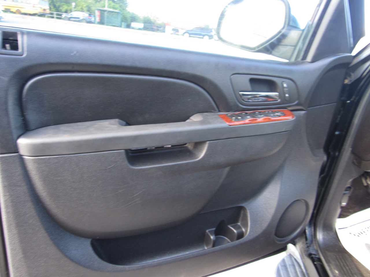 Chevrolet Avalanche 2WD Crew Cab LT 2013 Chevrolet Avalanche 2WD Crew Cab LT 2013