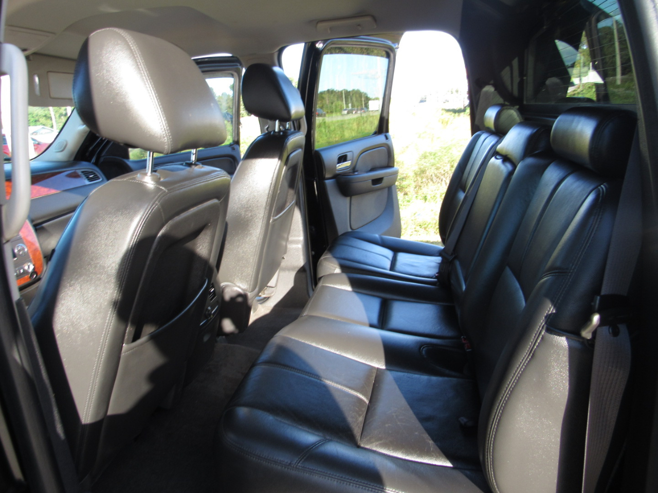 Chevrolet Avalanche 2WD Crew Cab LT 2013 Chevrolet Avalanche 2WD Crew Cab LT 2013