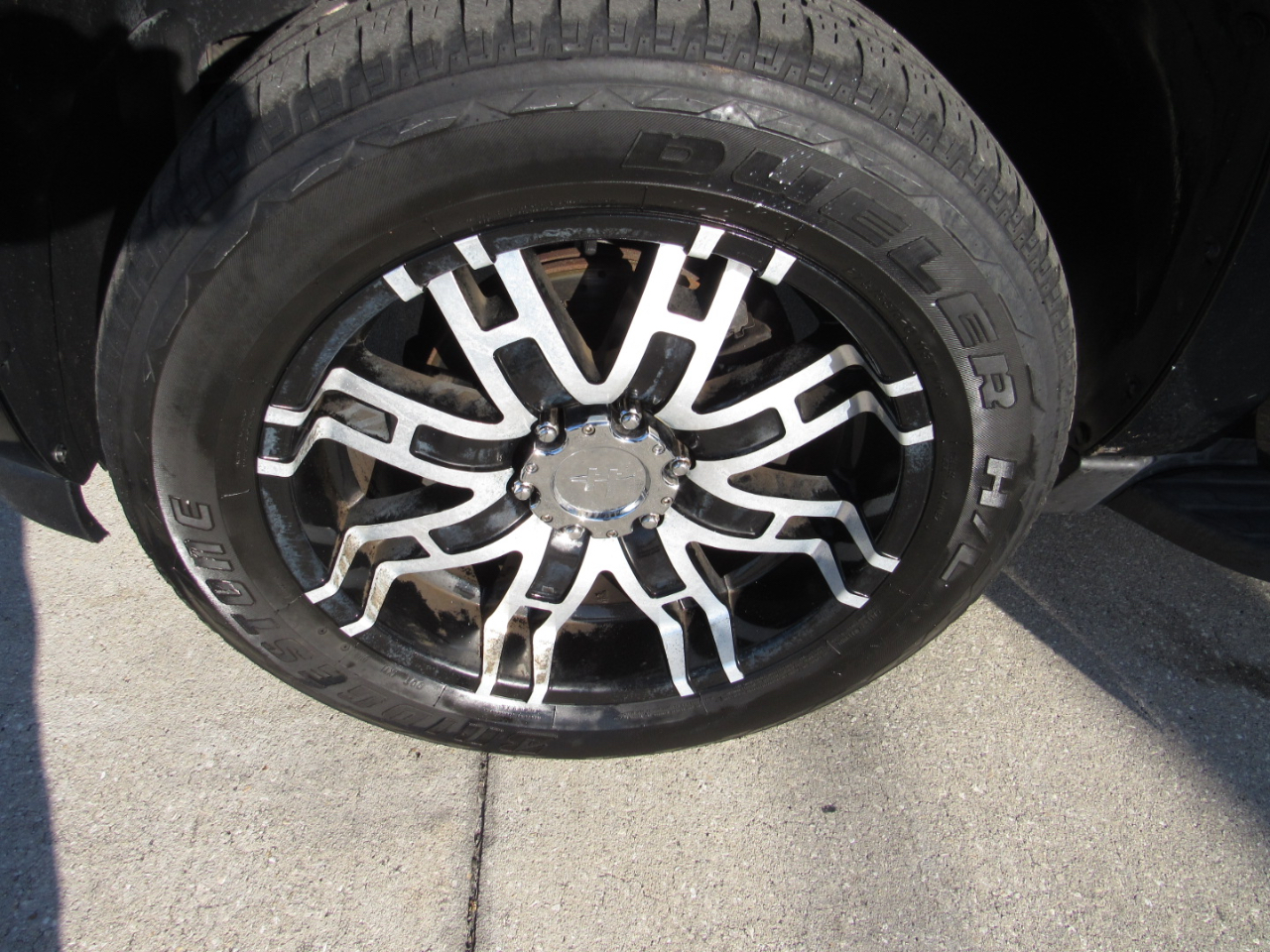 Chevrolet Avalanche 2WD Crew Cab LT 2013 Chevrolet Avalanche 2WD Crew Cab LT 2013