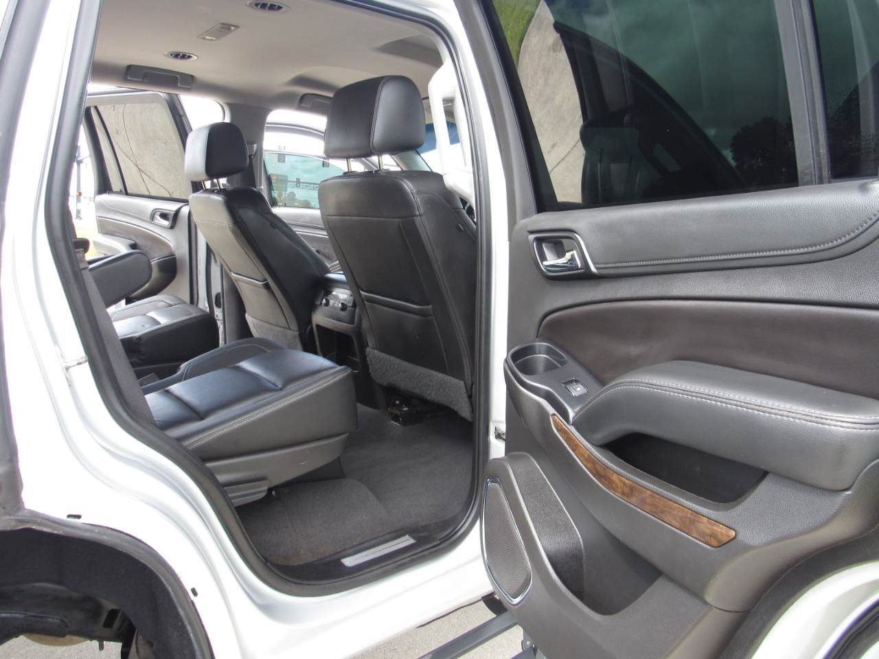 Chevrolet Tahoe 4WD 4dr LT 2019 Chevrolet Tahoe 4WD 4dr LT 2019