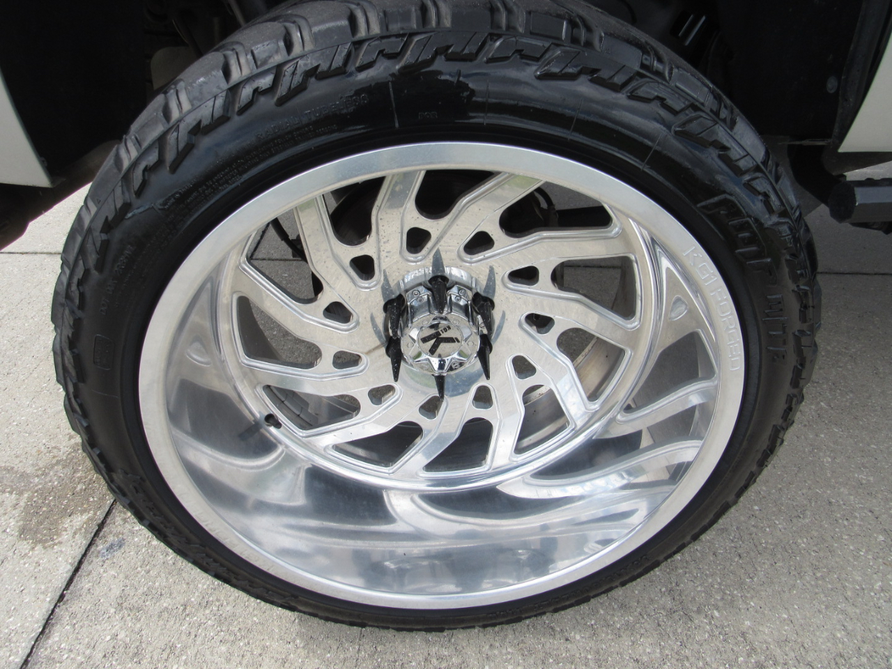 Chevrolet Tahoe 4WD 4dr LT 2019 Chevrolet Tahoe 4WD 4dr LT 2019