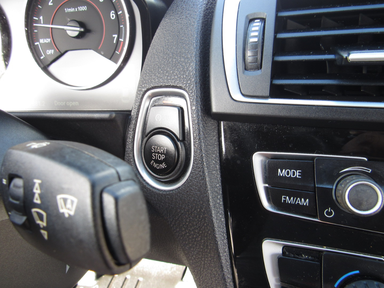 BMW 2 Series 2dr Cpe M235i RWD 2016 BMW 2 Series 2dr Cpe M235i RWD 2016