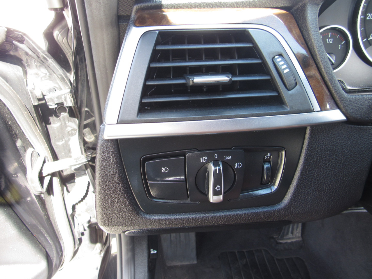 BMW 3 Series 4dr Sdn 340i xDrive AWD 2016 BMW 3 Series 4dr Sdn 340i xDrive AWD 2016