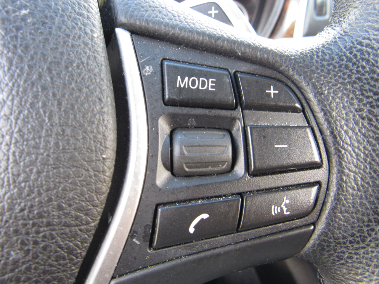 BMW 3 Series 4dr Sdn 340i xDrive AWD 2016 BMW 3 Series 4dr Sdn 340i xDrive AWD 2016