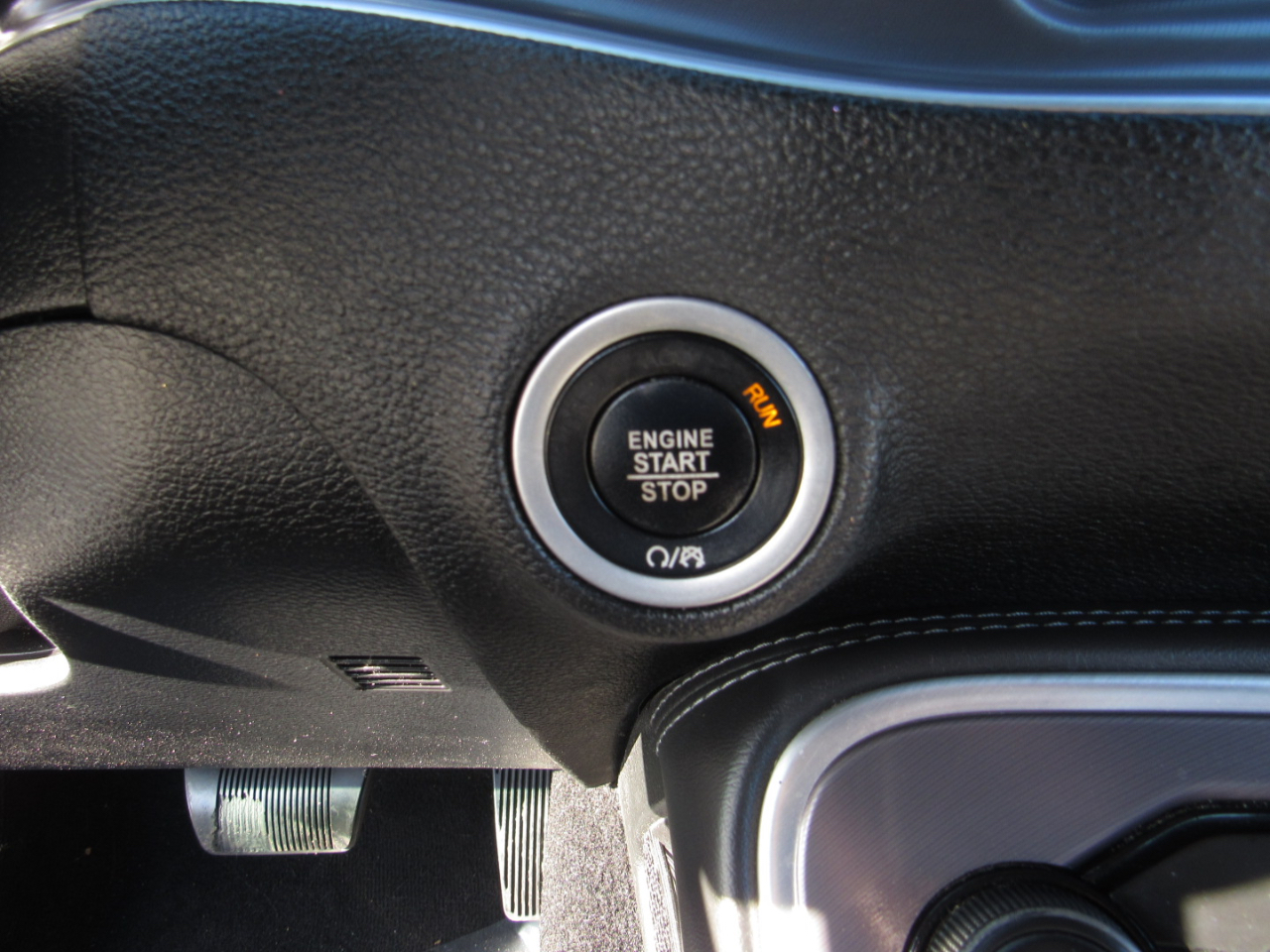 Dodge Challenger SXT RWD 2019 Dodge Challenger SXT RWD 2019