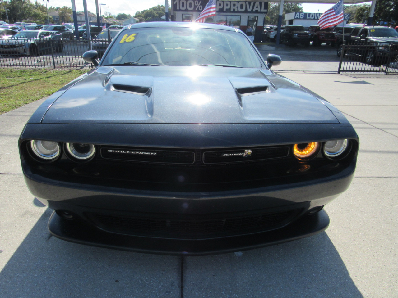 Dodge Challenger 2dr Cpe R/T Scat Pack 2016