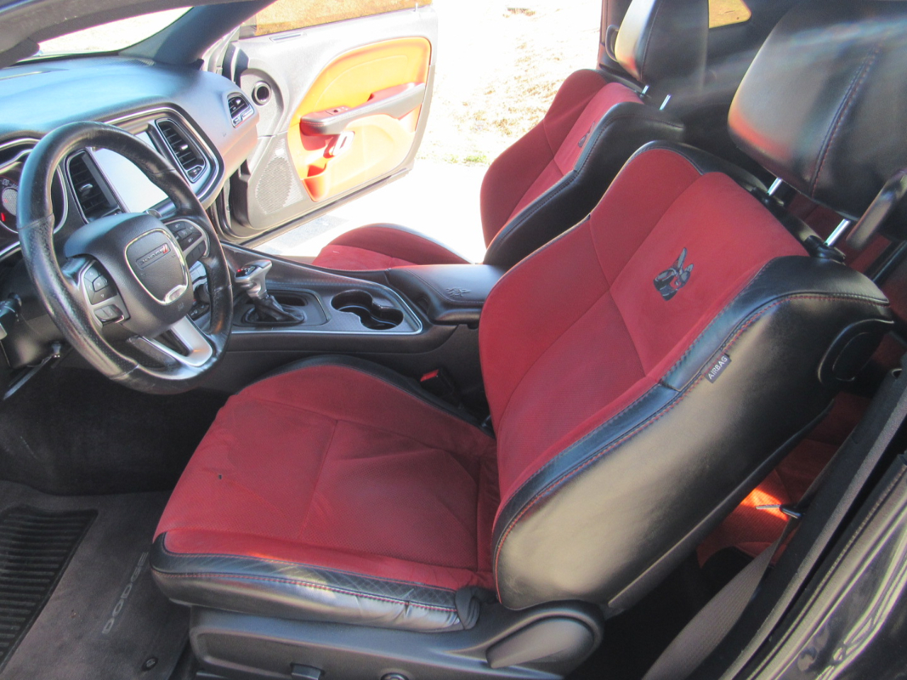 Dodge Challenger 2dr Cpe R/T Scat Pack 2016