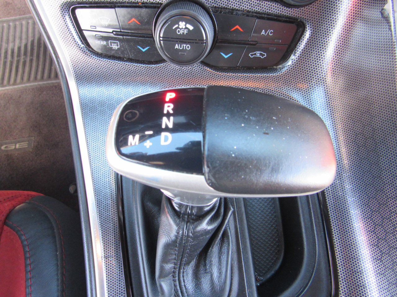 Dodge Challenger 2dr Cpe R/T Scat Pack 2016